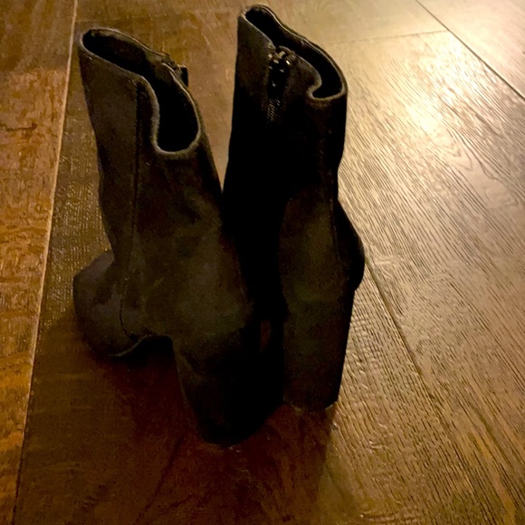 Fashion Nova - Open Toe Block Heel Booties - Picture 4 of 5